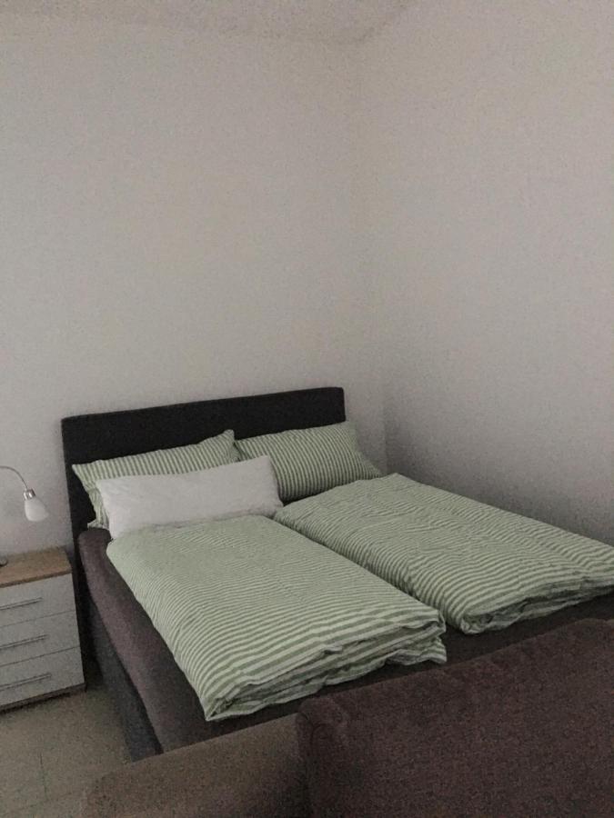 Ferienwohnung Kleine Auszeit บาดนอยเอินอาห์-อาร์ไวเลอร์ ภายนอก รูปภาพ