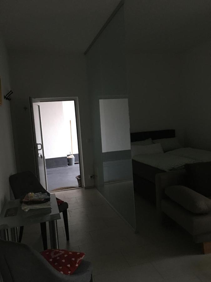 Ferienwohnung Kleine Auszeit บาดนอยเอินอาห์-อาร์ไวเลอร์ ภายนอก รูปภาพ